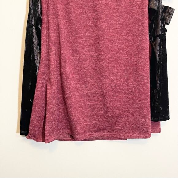1.4.3. Story by Line Up Women's Burgundy Color Block Cut Out Sleeve Top Medium - Picture 10 of 13